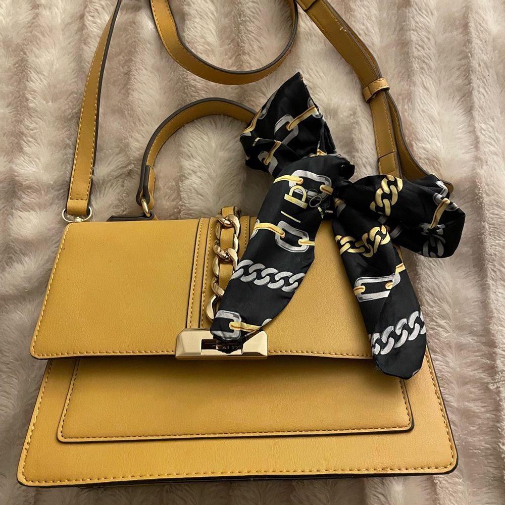 Crossbody bag